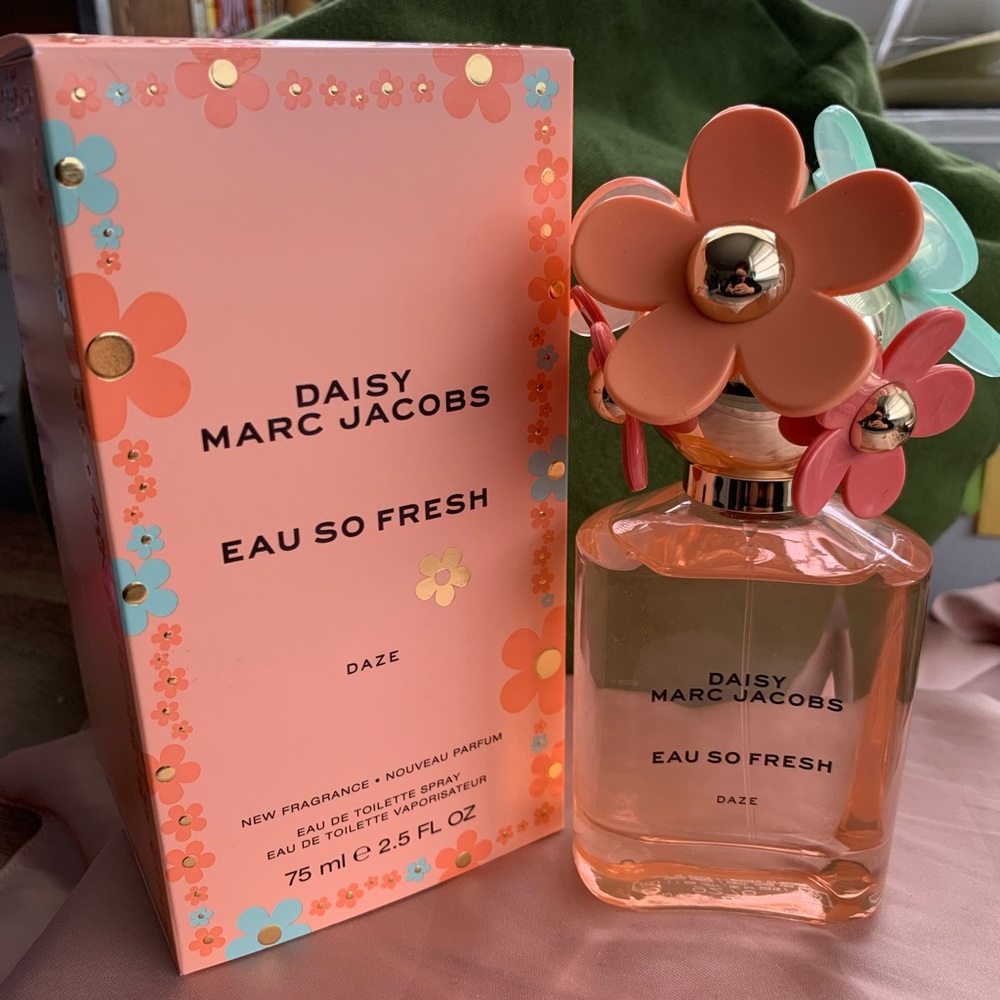 Marc Jacobs Daisy DAZE Eau So Fresh by MARC JACOBS